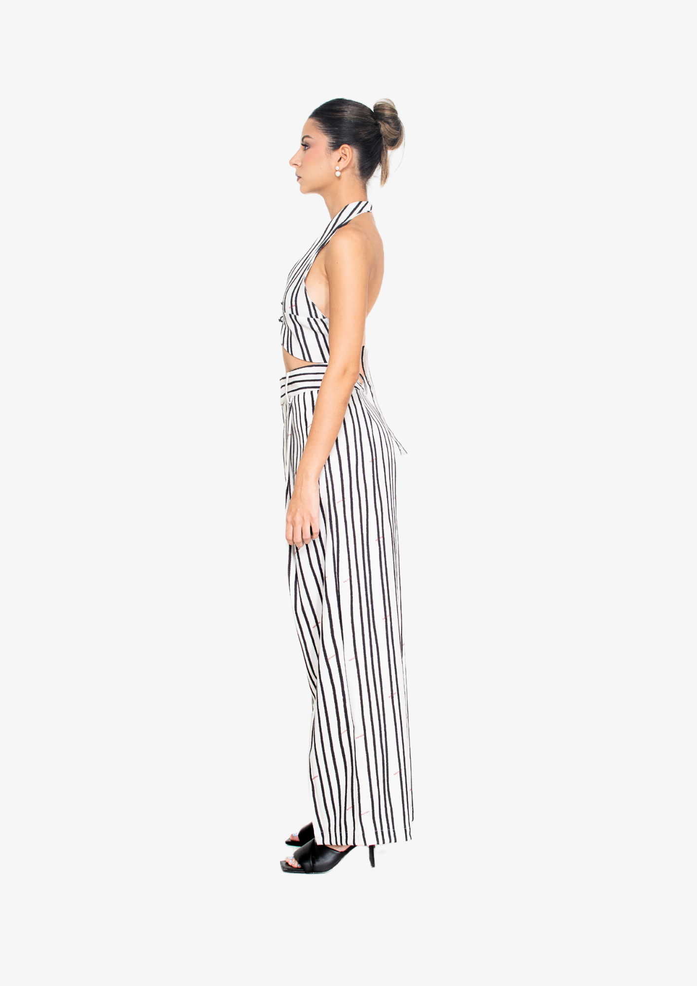 White Stripes Pleated Pants