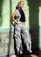 Load image into Gallery viewer, LIGHT GRAY VISCOSE CARGO PANTS
