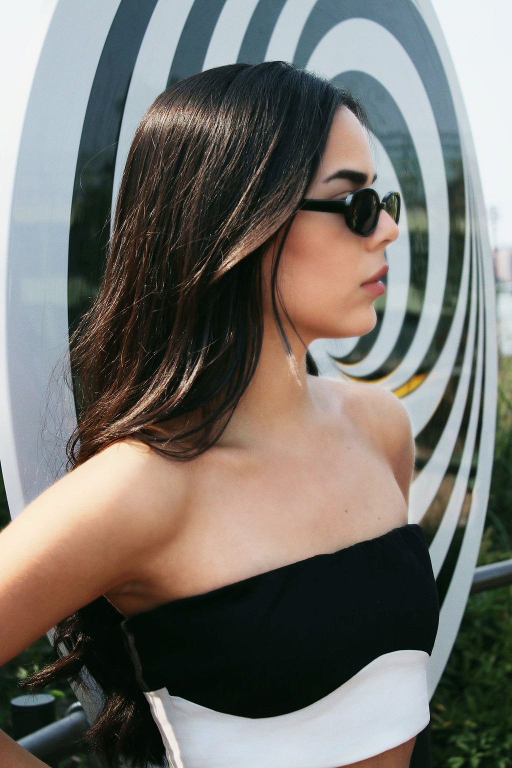 'Contrasts' Top in Black &amp; White