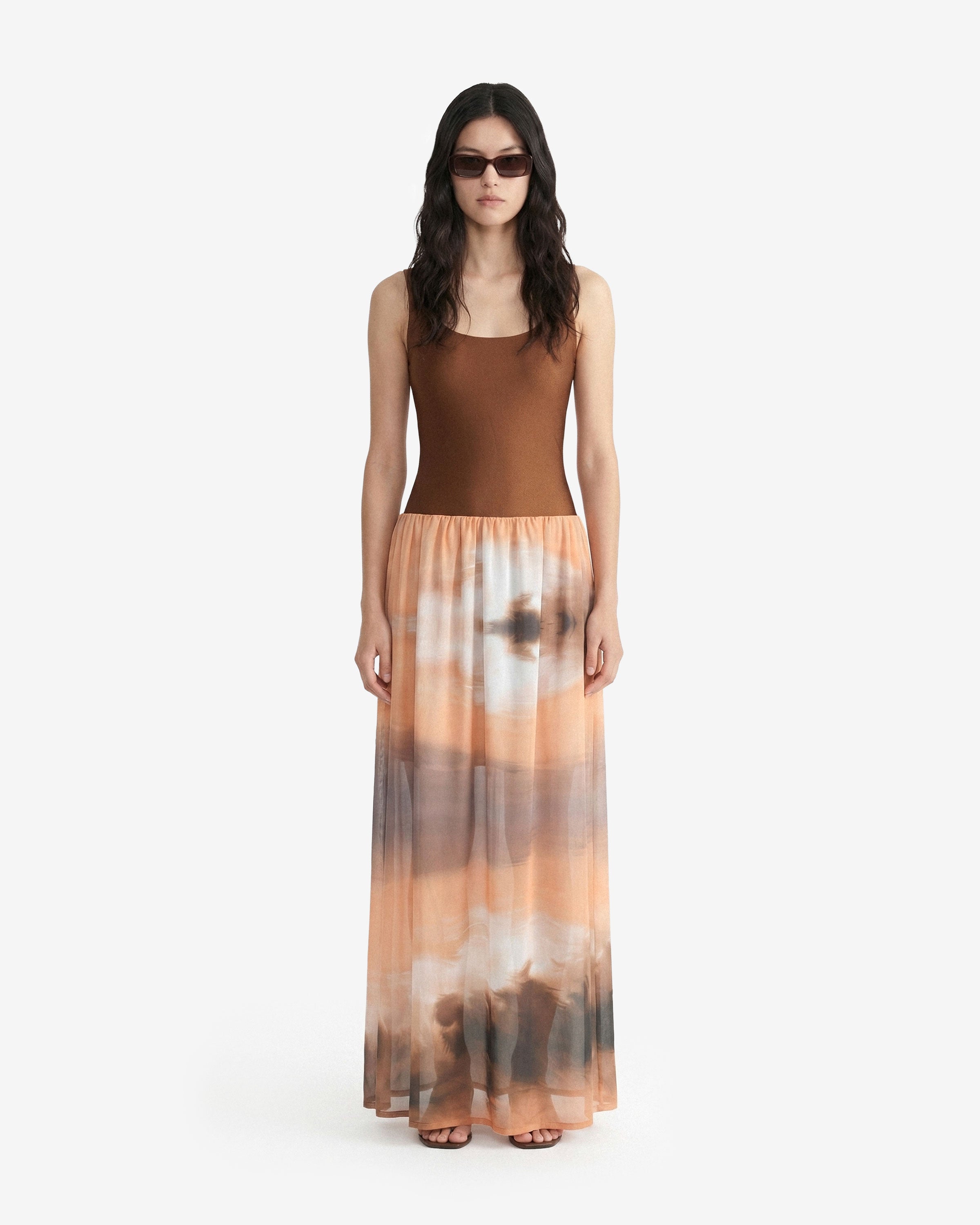 Vestido Midi Clásico